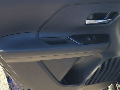 New 2026 Nissan Kicks SV w/ SV Premium Package FWD image 24