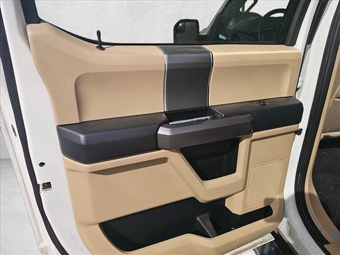 Used 2019 Ford F150 XLT w/ Equipment Group 302A Luxury image 11