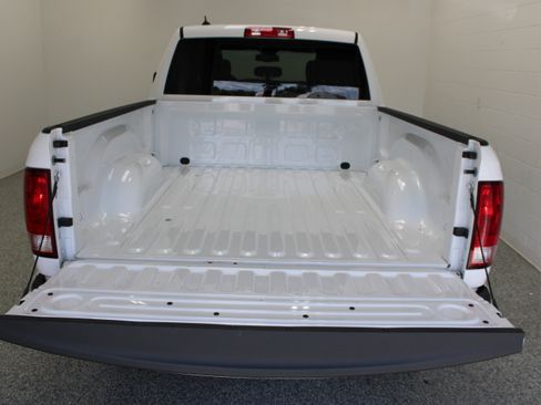 Used 2024 RAM 1500 Tradesman w/ Electronics Group RWD image 9