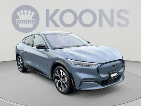 Used 2023 Ford Mustang Mach-E Premium AWD/4WD image 18