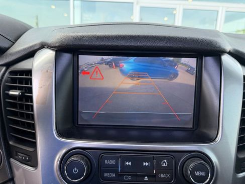 Used 2015 Chevrolet Suburban LTZ image 13