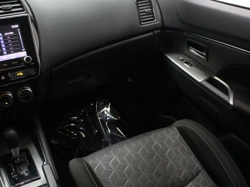 Used 2020 Mitsubishi Outlander Sport SE image 26