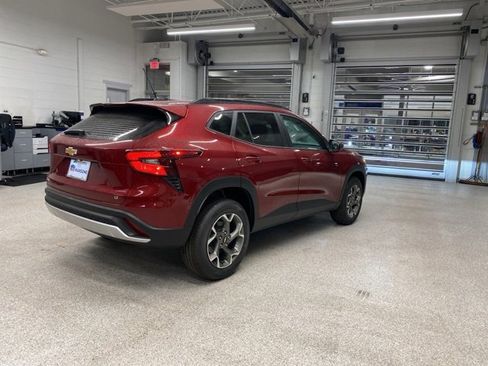 New 2025 Chevrolet Trax LT w/ Driver Confidence Package image 3