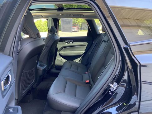 Used 2025 Volvo XC60 B5 Plus AWD/4WD image 24