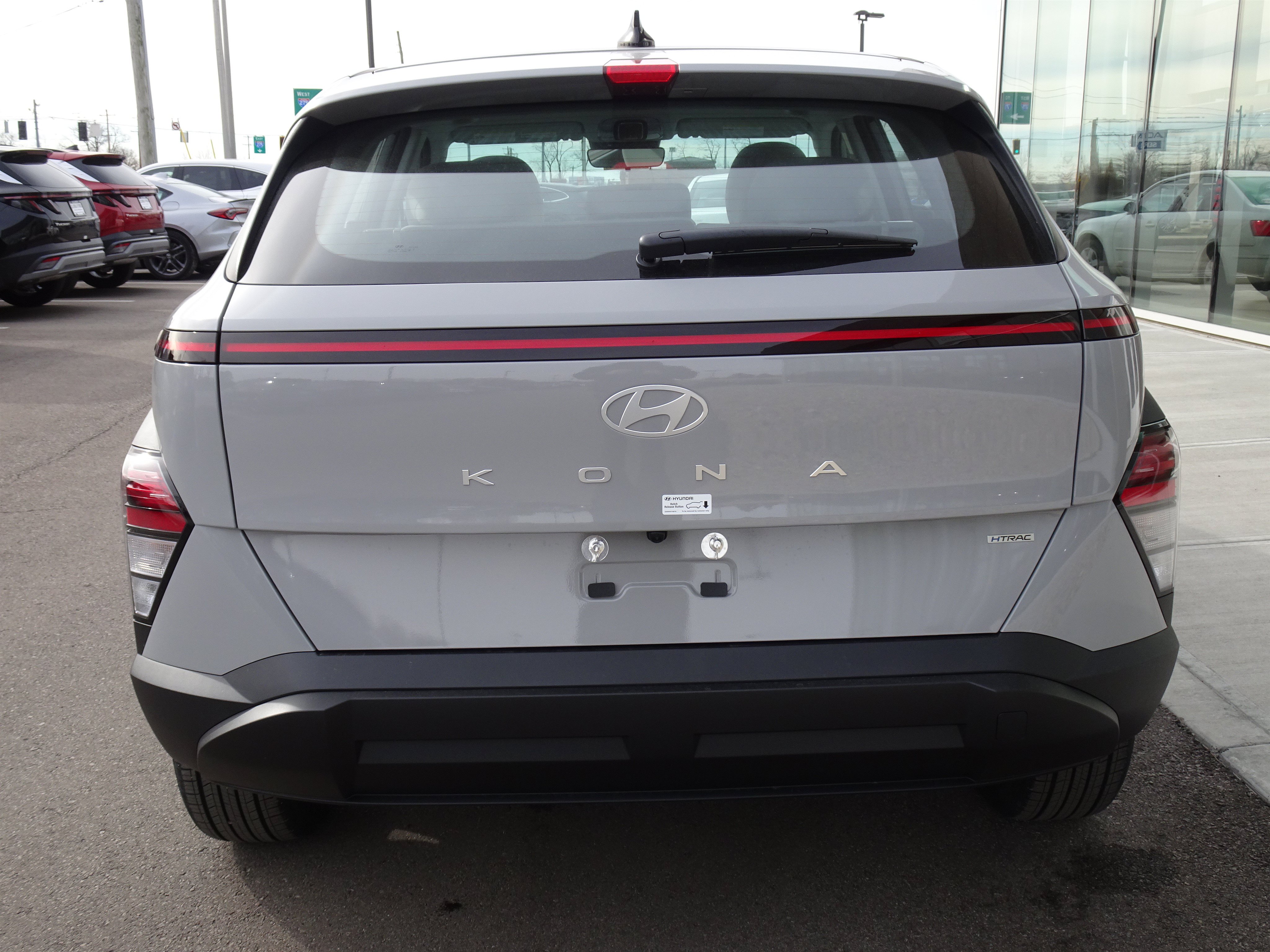 New 2026 Hyundai Kona SE AWD/4WD image 4