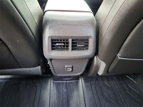 Used 2021 GMC Terrain SLT w/ Infotainment Package II image 12