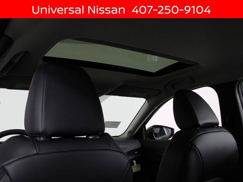New 2026 Nissan Sentra SR w/ SR Premium Package FWD image 22