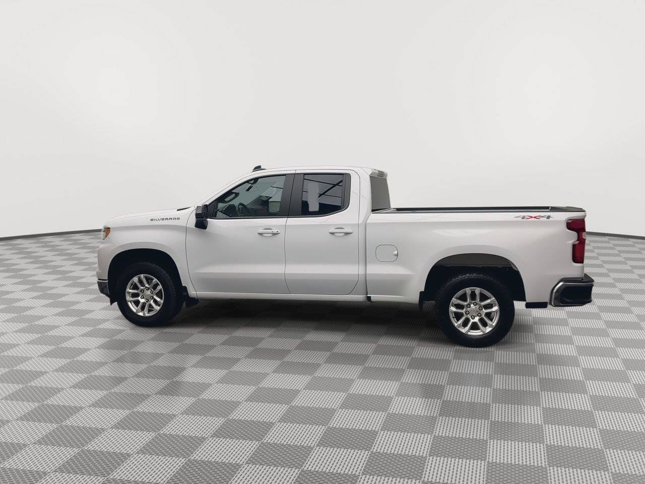 Certified 2023 Chevrolet Silverado 1500 LT AWD/4WD image 39
