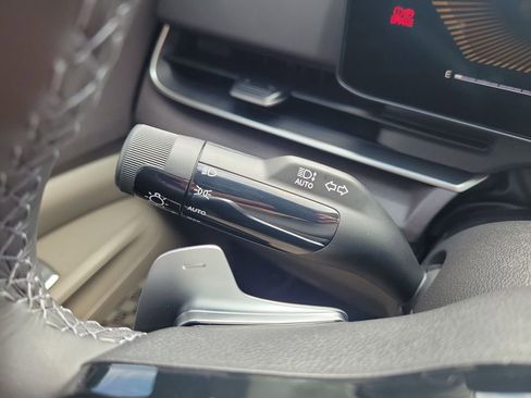 New 2026 Kia Carnival EX FWD image 29