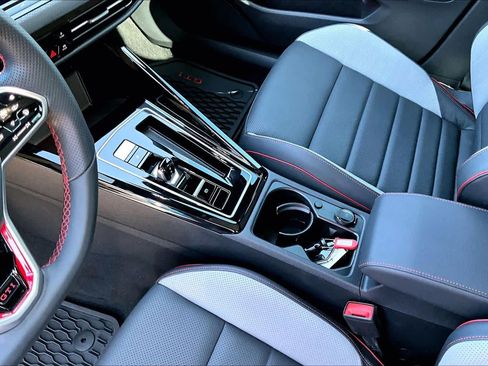 Used 2024 Volkswagen GTI Autobahn w/ MDO Package FWD image 17