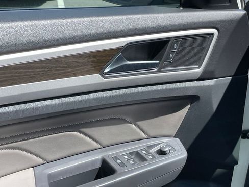 Certified 2023 Volkswagen Atlas SE AWD/4WD image 11
