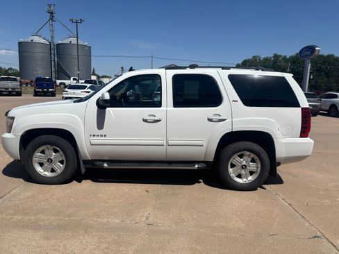 Used 2013 Chevrolet Tahoe LT AWD/4WD image 6