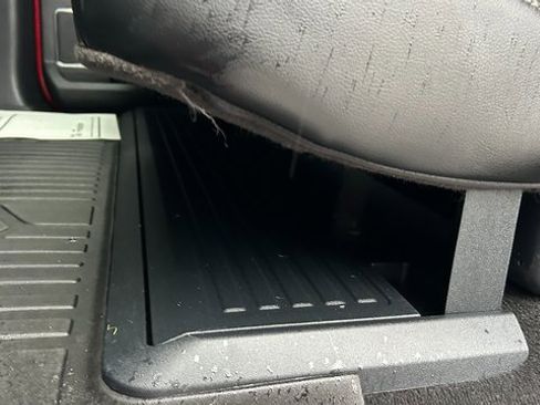 Used 2020 Ford F350 Lariat image 39