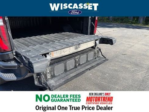 Used 2024 GMC Sierra 3500 Denali w/ Denali Reserve Package image 18