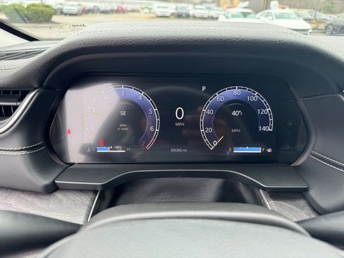 Used 2023 Jeep Grand Cherokee Limited image 24