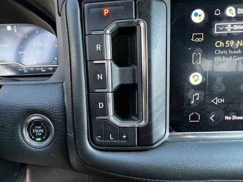 Used 2022 GMC Yukon XL Denali w/ Advanced Technology Package image 28