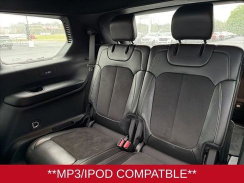 Used 2023 Jeep Grand Cherokee L Laredo RWD image 20