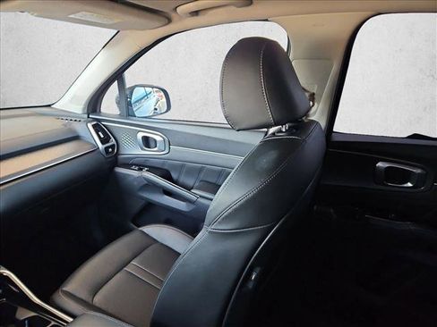 Used 2022 Kia Sorento SX AWD/4WD image 5