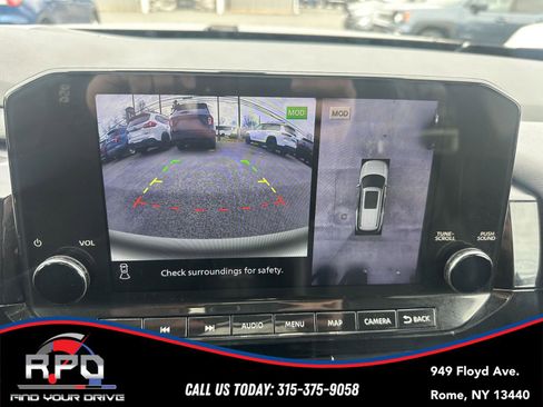 Used 2022 Nissan Pathfinder Platinum w/ Cargo Package AWD/4WD image 20