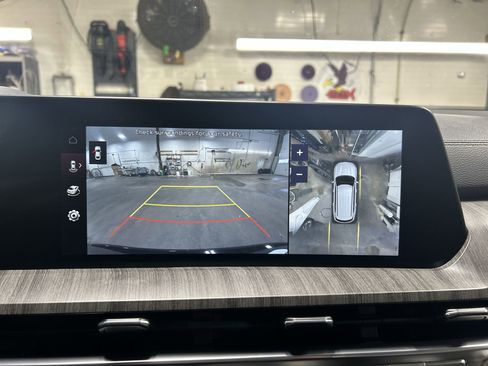 Used 2023 Kia Telluride SX Prestige image 16