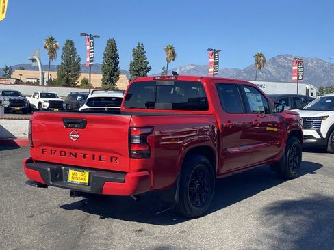 New 2026 Nissan Frontier SV w/ All-Weather Content Package image 2