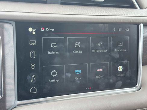 Used 2024 GMC Yukon Denali w/ Denali Reserve Package image 7