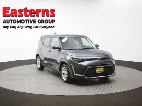 Used 2023 Kia Soul LX w/ LX Technology Package image 50