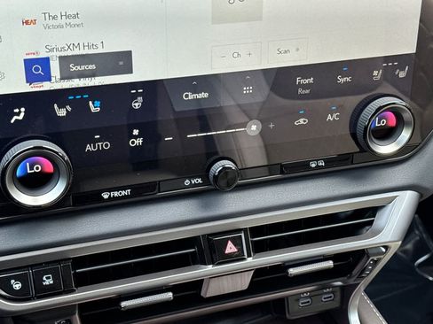 New 2026 Lexus RX 450h AWD w/ Convenience Package image 23