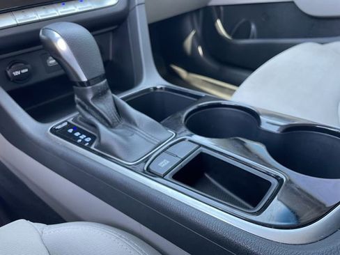 Used 2019 Hyundai Sonata SE w/ Winter Weather Package image 21