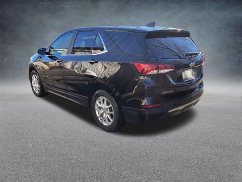 Used 2022 Chevrolet Equinox LT image 3