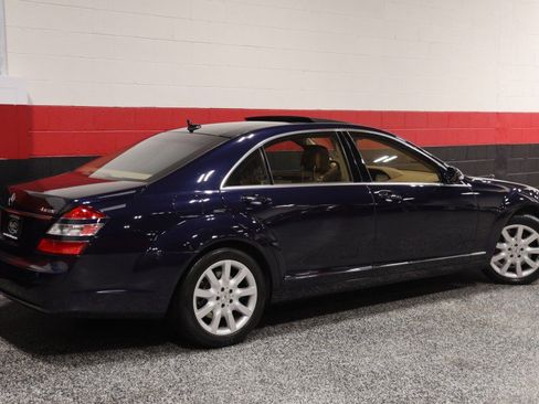 Used 2007 Mercedes-Benz S 550 4MATIC image 8