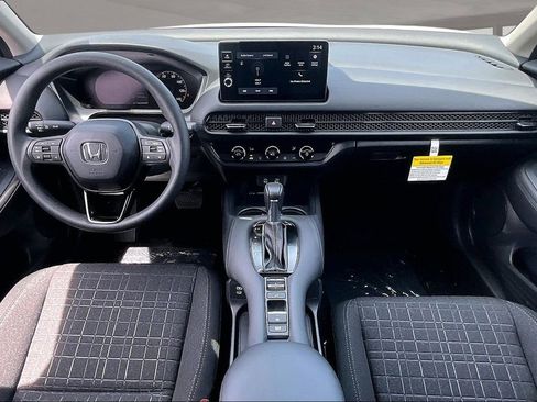 New 2026 Honda HR-V LX image 5