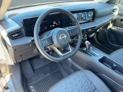 New 2026 Nissan Kicks SV w/ Cold Weather Package AWD/4WD image 4