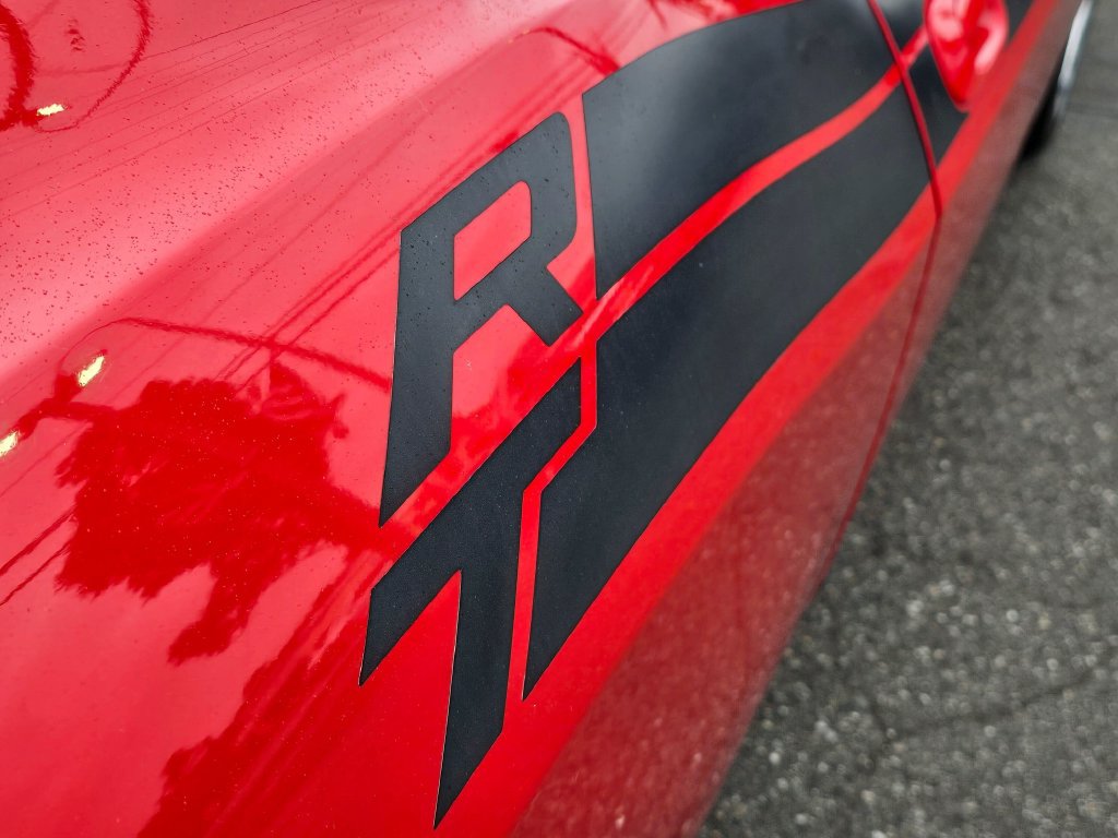 Used 2010 Dodge Challenger R/T RWD image 15