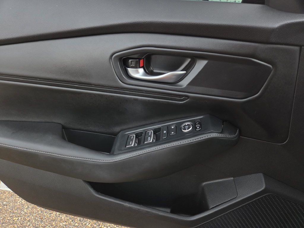 Certified 2024 Honda Accord Sport image 18