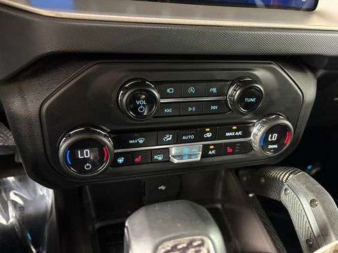 Used 2024 Ford Bronco Raptor AWD/4WD image 18