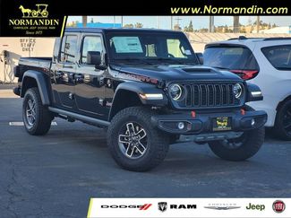 New 2026 Jeep Gladiator Mojave video 1