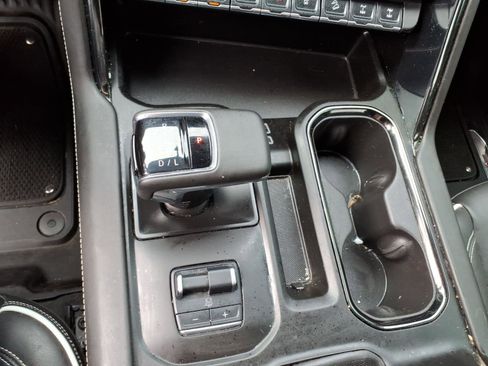 Used 2024 GMC Sierra 1500 AT4X image 25