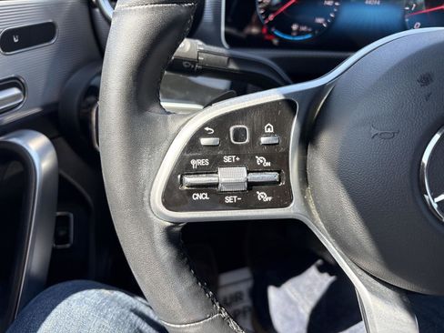Used 2019 Mercedes-Benz A 220 4MATIC image 18