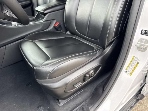 Used 2024 Jeep Grand Cherokee Limited AWD/4WD image 22