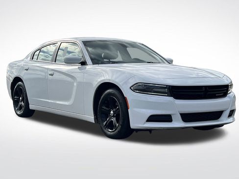 Used 2020 Dodge Charger SXT w/ Leather Interior Group image 33