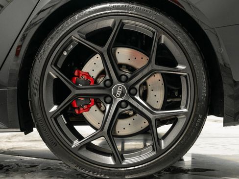 Used 2025 Audi RS 6 performance image 11