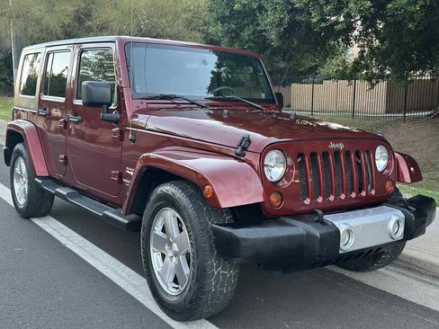 Used 2008 Jeep Wrangler Unlimited Sahara w/ Dual Top Group image 2