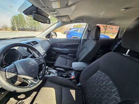 Used 2024 Mitsubishi Outlander Sport LE image 11