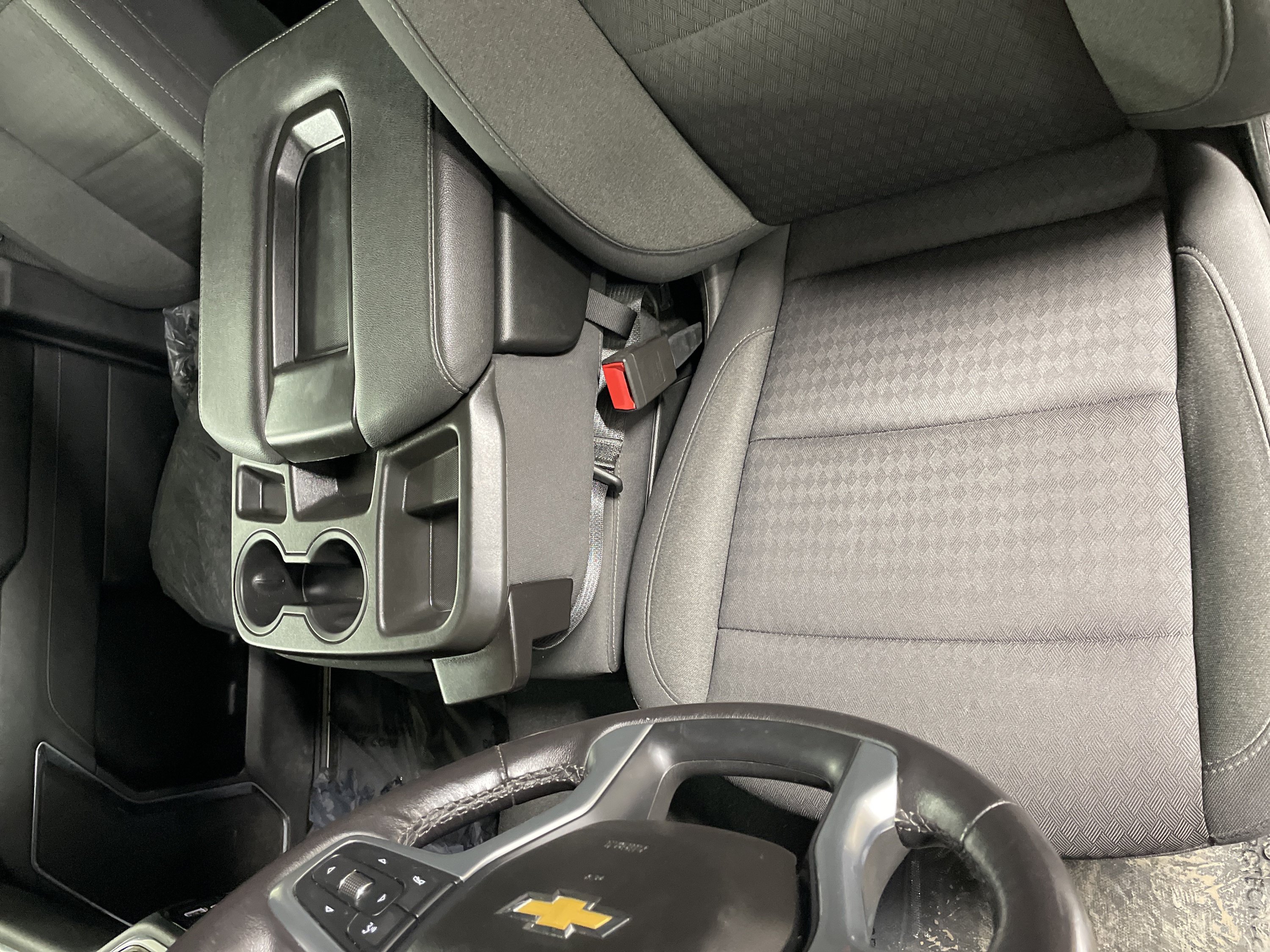 Used 2022 Chevrolet Silverado 1500 LT AWD/4WD image 16