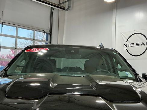 Used 2024 Chevrolet Silverado 1500 Custom Trail Boss w/ LPO, Dark Essentials Package image 39