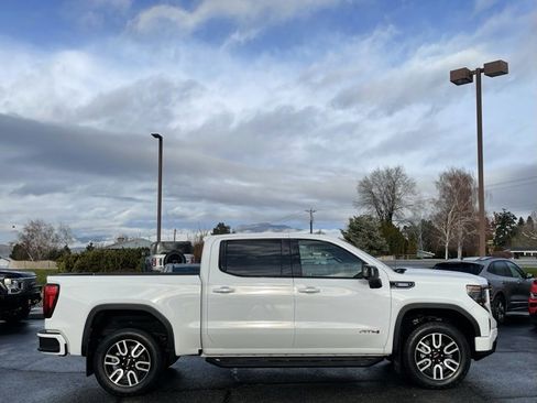 Used 2023 GMC Sierra 1500 AT4 w/ AT4 Premium Package image 2