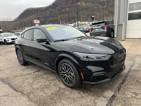 Used 2026 Ford Mustang Mach-E Premium AWD/4WD image 3