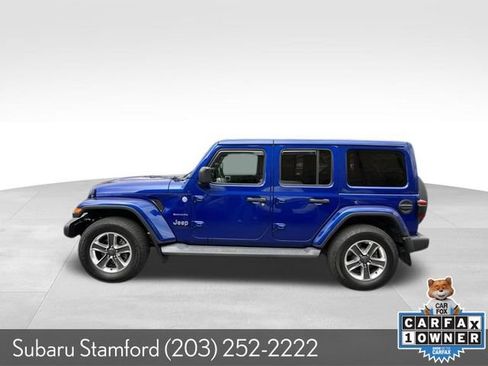 Used 2019 Jeep Wrangler Unlimited Sahara AWD/4WD image 4