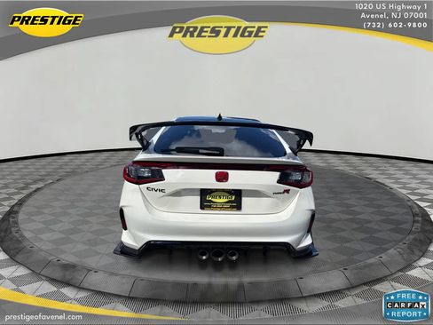 Used 2023 Honda Civic Type R image 6